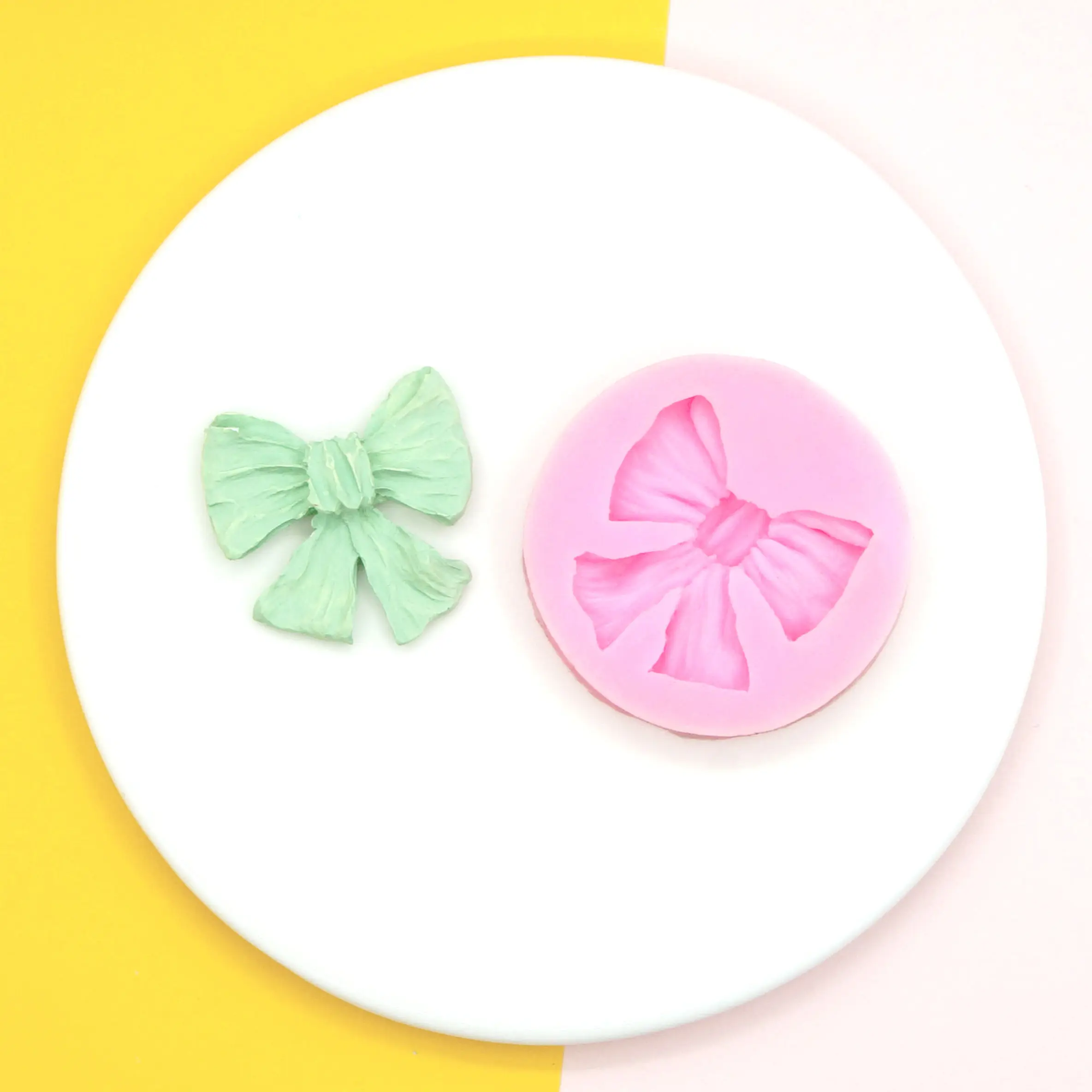 Cartoon Bow Tie Silicone Mold Cup Cake Decoration  For Chocolate Fondant Jelly Candy Baking Tool Bow-knot Resin Art Moulds