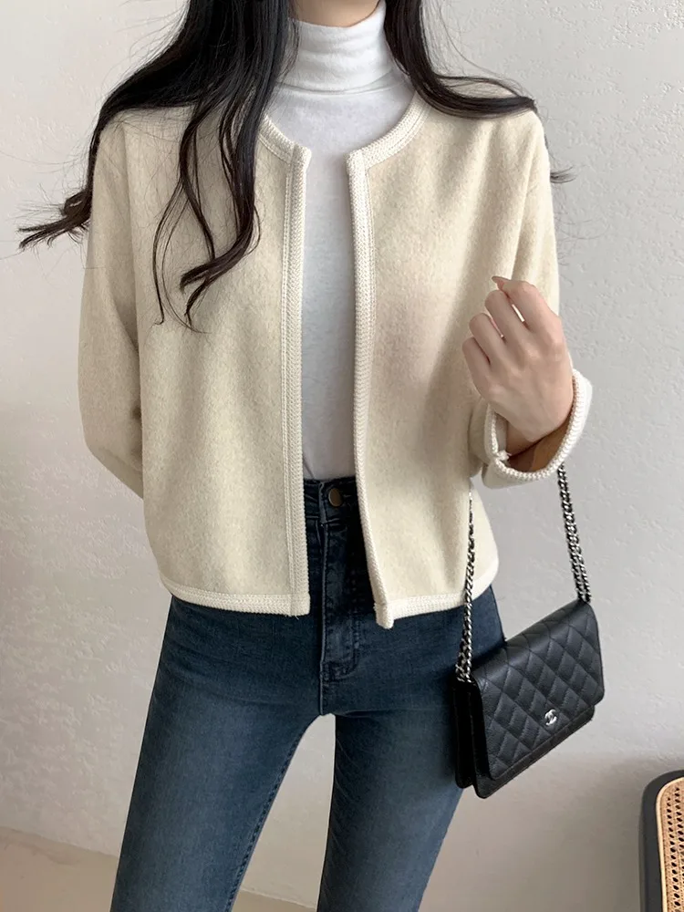 Chic Autunno Inverno ort Cardigan di lana Pendolarismo da donna Versatile design vintage Sensation Capispalla Fem Riduzione dell'età