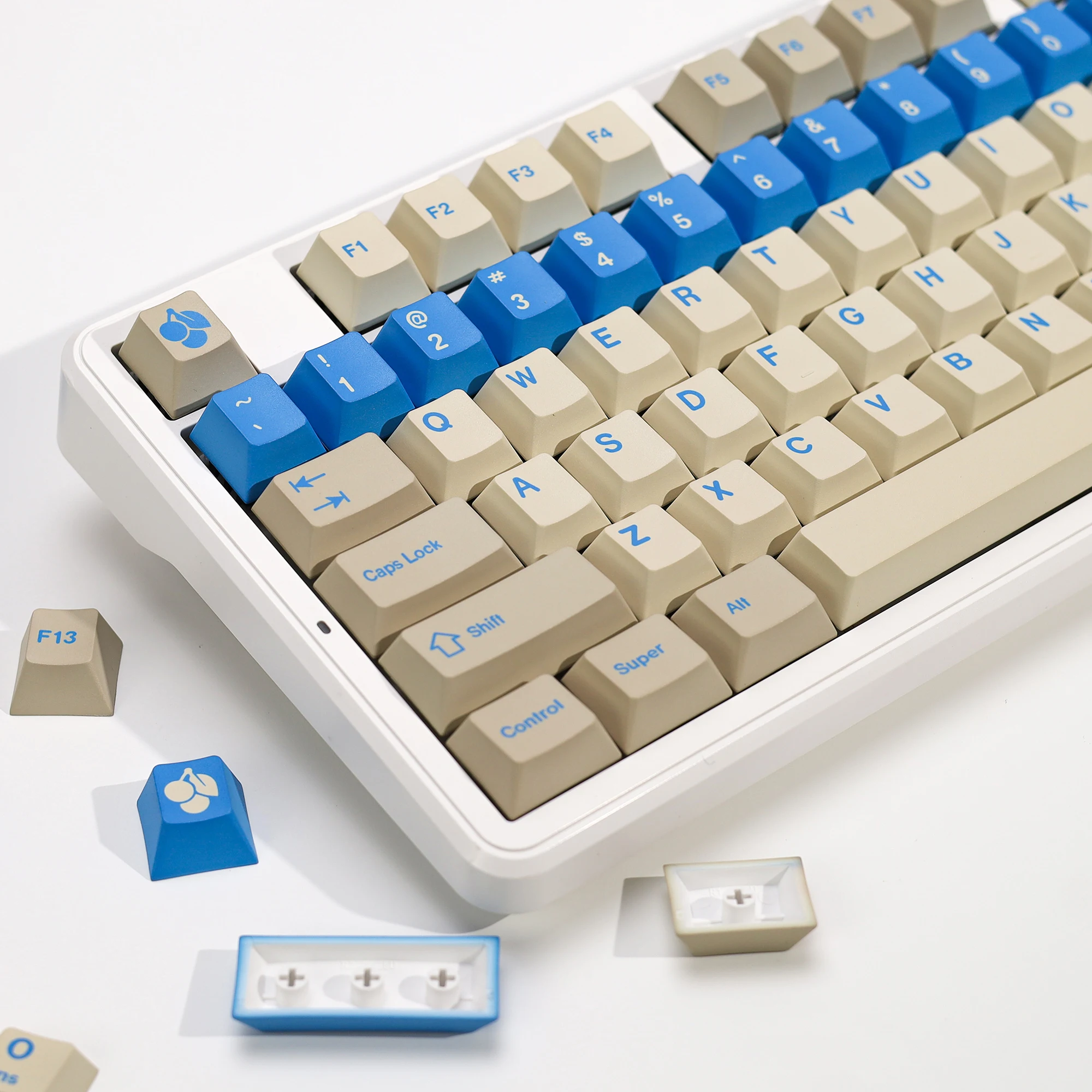 KBDiy Clone Retro GMK Blue Alert Keycaps PBT Cherry Profile ISO KeyCap for 60 Wooting Gaming Mechanical Keyboard 143 Key Cap Set