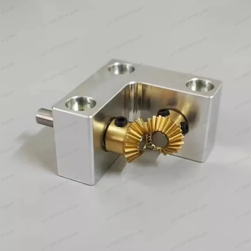 Right Angle Commutator Small Bevel Gearbox 90 Degree Drive Angle Converter Output Shaft Diameter 4MM Speed Ratio 1:1