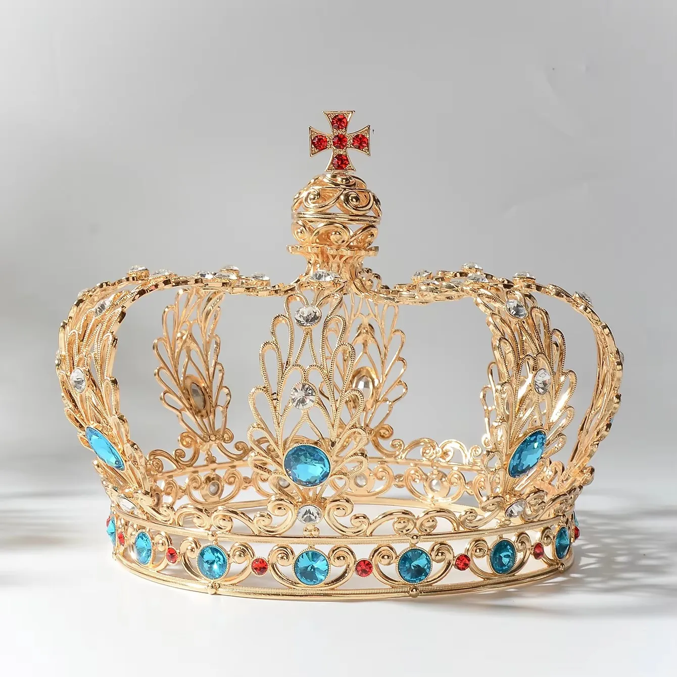 

Baroque Crown Cross Rhinestone Round Tiara