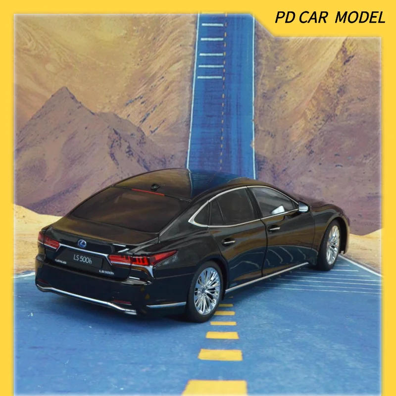AUTOART Collectible 1:18 Scale Model for LEXUS LS500H SONIC BLACK Gift for friends and family