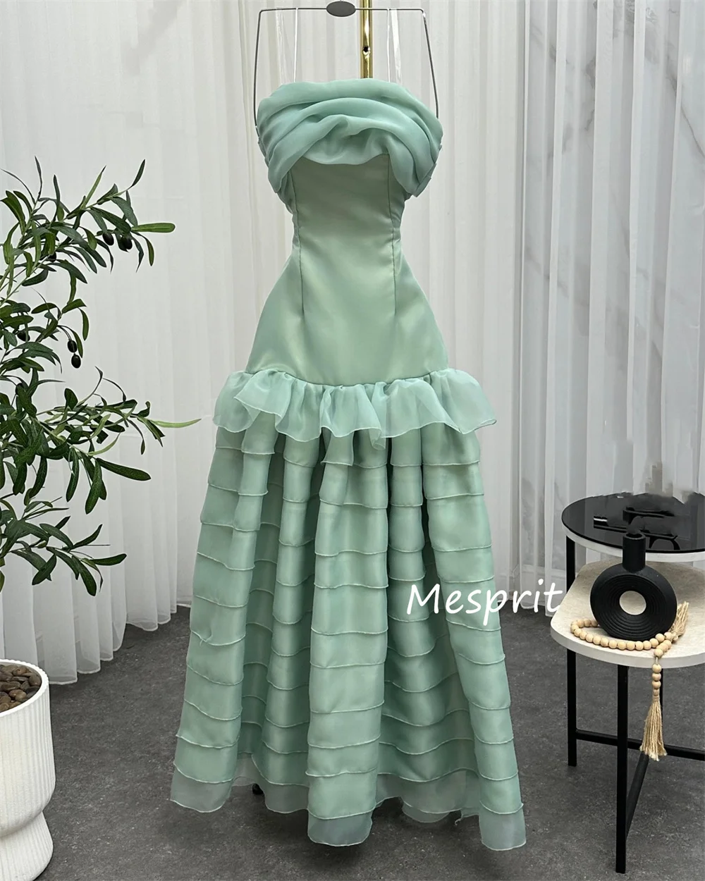 Vestidos largos sin tirantes de una línea con pliegues y volantes de Jersey de moda personalizados, estilo moderno Formal de noche para ocasiones a medida