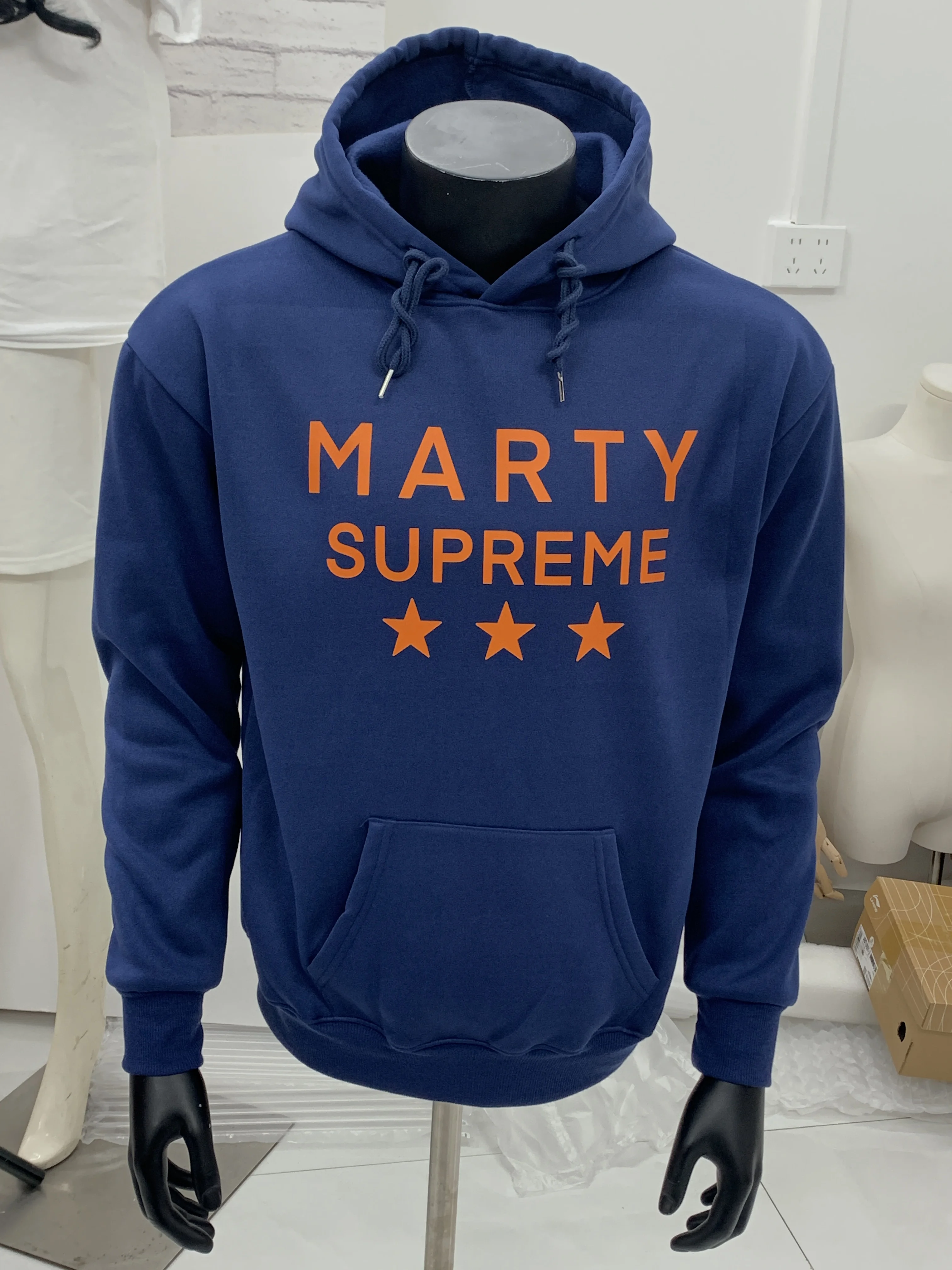 Timothée Chalamet Orange Hoodi - огляд і ціна Supreme Brand Streetwear