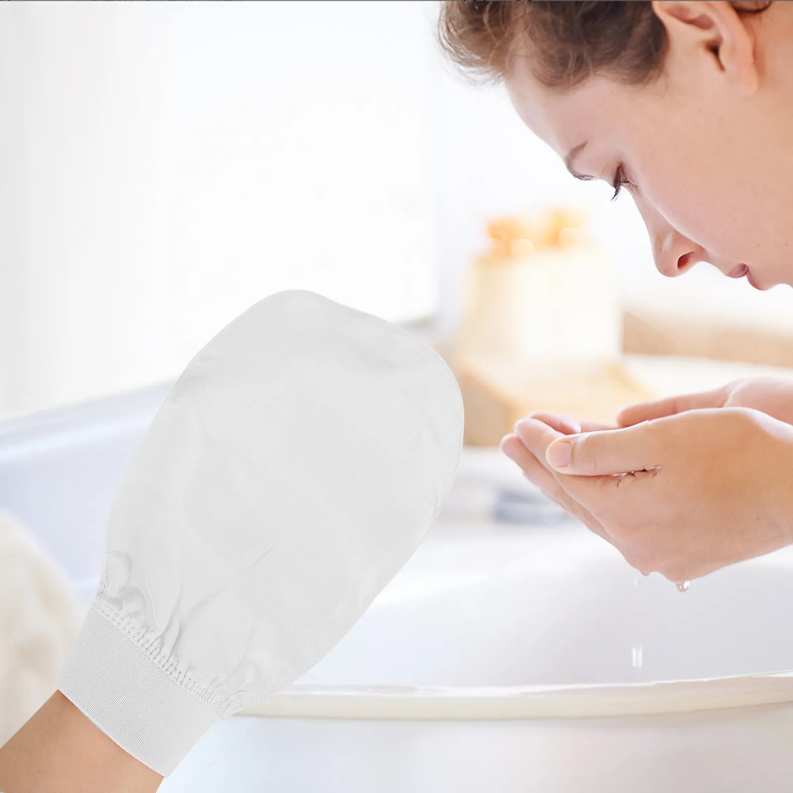 Exfoliating Bath Glove for Skin Scrubbing – Soft Reusable Shower Mitt for Deep Cleansing Body Scrubber