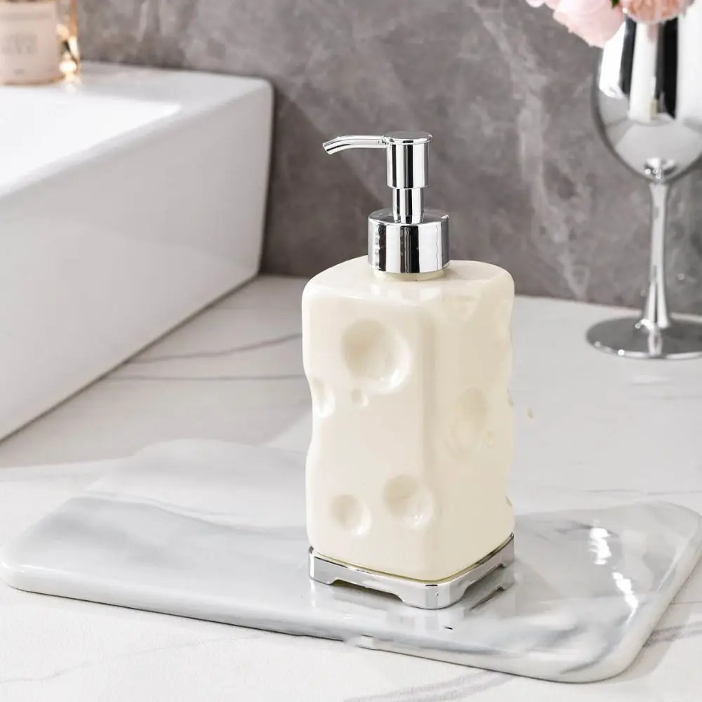 Reusable Bathroom Soap Dispenser Press Type Clear Wash Dispenser Bottle Empty Refillable Hand Pump Dispenser Liquid Container view 4