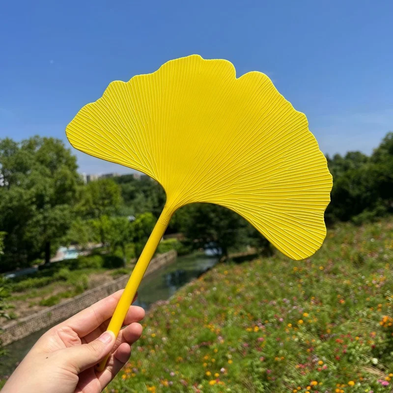 Ginkgo Leaf Hand Fan Portable Anti‑drop Palm Fan 2026 New Style Good‑looking Cooling Handheld Fan for Daily Carry Mini Fan