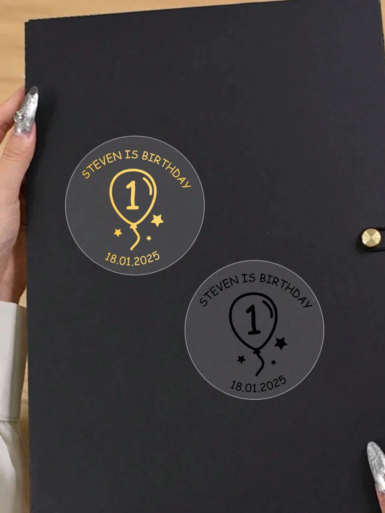 ملصقات عيد ميلاد مخصصة لتاريخ الاسم للأطفال نص شخصي لحفلات الأطفال الصغار #5