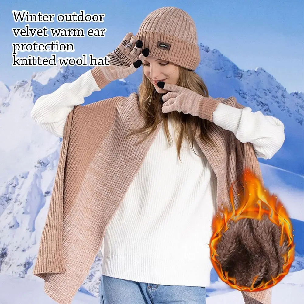 3 pz/set Inverno Caldo Beanie Cappello Sciarpa di Lana Lavorata A Maglia Guanti Touch Screen Antivento All'aperto Protezione Per Le Orecchie Cap per Le Donne Degli Uomini