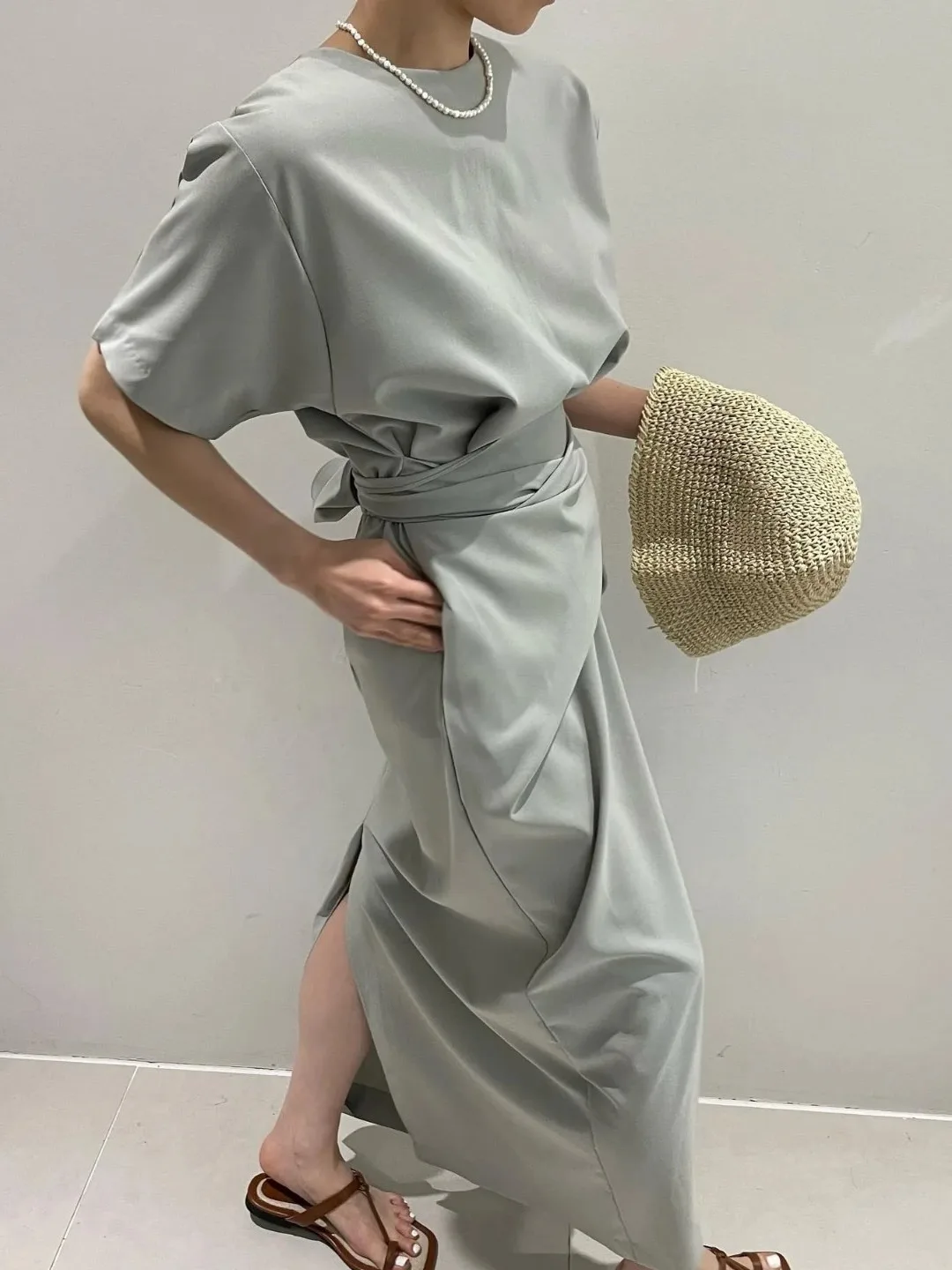 Faionable Ретро круглый Ne ort Sve Dr с поясом и асимметричным дизайном с разрезом для женщин