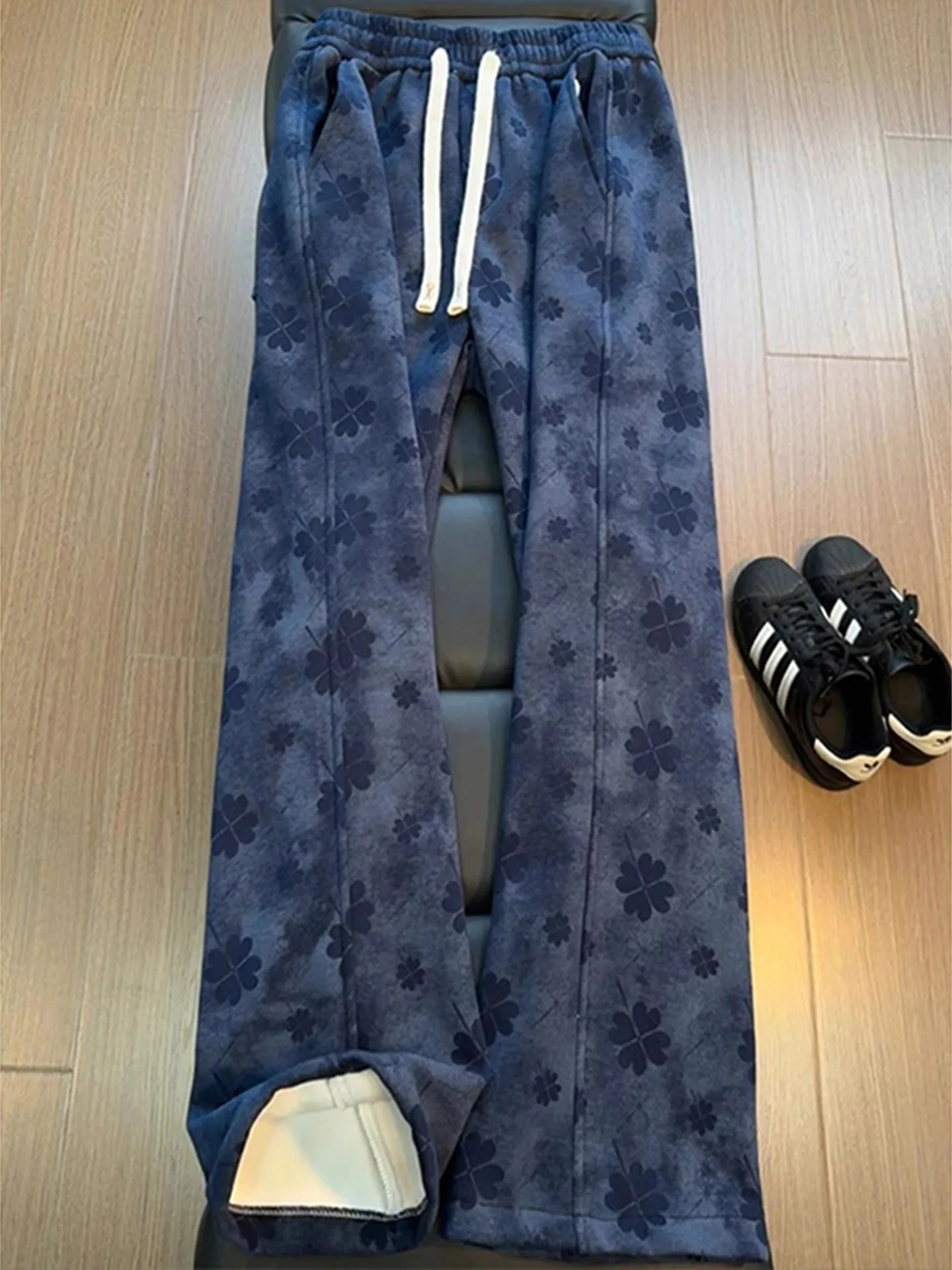 

Thiened Warm Straight Leg Casual Pants Men's American Sle Four Le Clover Dyed Bend Knife Sweatpants Trendy Leisure Trou...