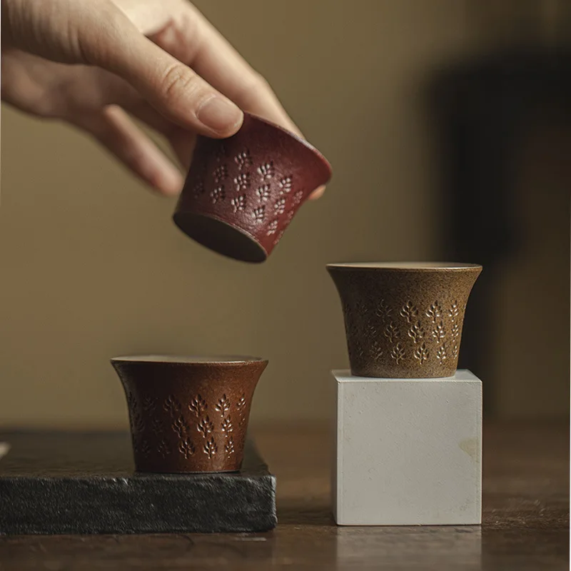 Wabi-Sansan Wind Grobkeramik Teetasse Kung-Fu-Tee-Set Haushalt Lila Sandton Kleine Blumenmuster Japanische Teetasse Einzeltasse