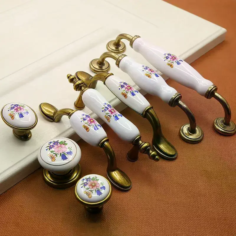 European Flower Ceramic Handles Kitchen Cabinet Storage Dressers Classic Wardrobe Cabinet Closet Door Pulls