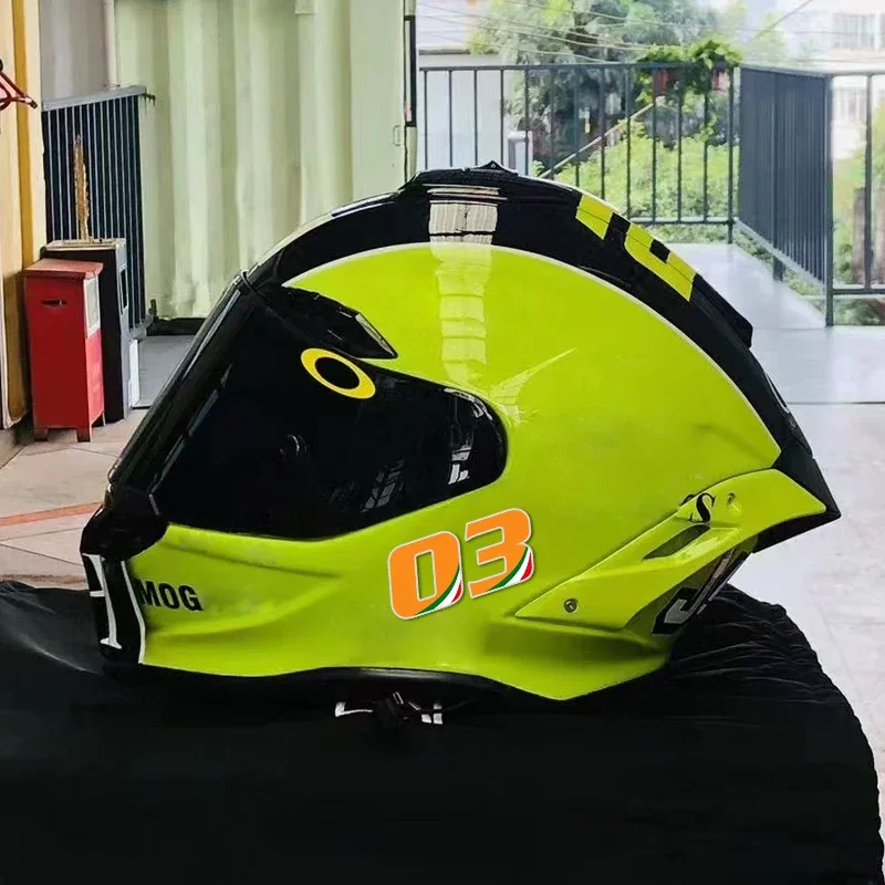 الرقم البرتقالي 0123456789   ملصقات السيارات للدراجات النارية لخزان الوقود الجبهة هدية سكوتر خوذة DIY موتو موضة 0 إلى 9 شارات الفينيل