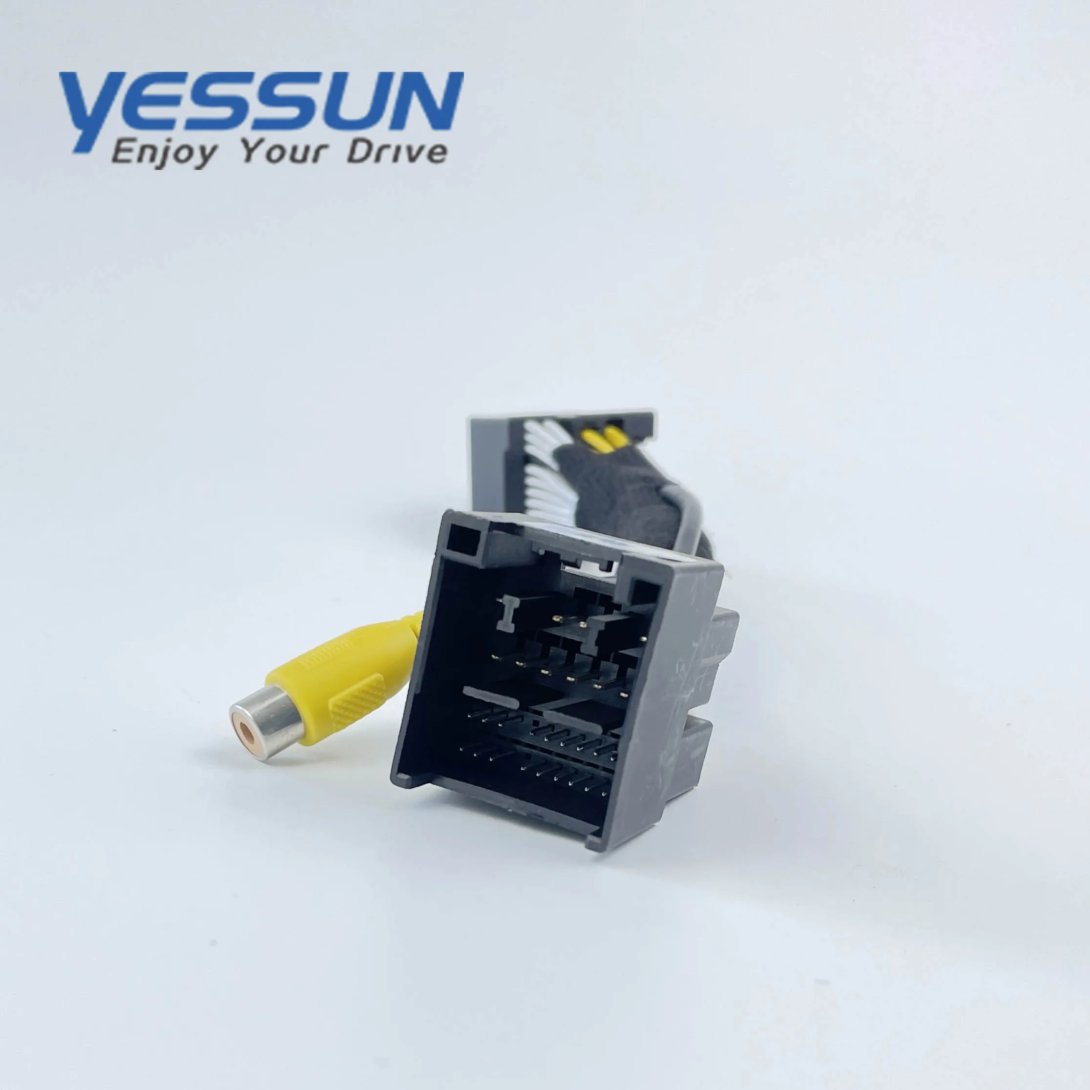 OEM Integrated Backup Camera adapter For FORD FOCUS SE ST Sedan 2019~2020 Fiesta Mondeo for ford sync 3 RCA harness connector view 4