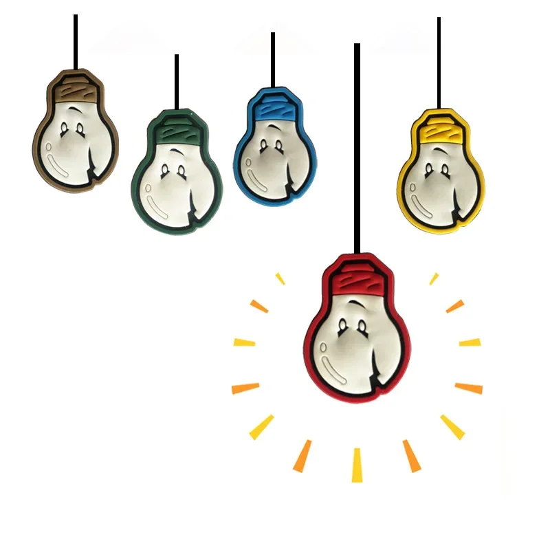 هوك وحلقة بولي كلوريد الفينيل لينة المطاط الكرتون التصحيح ، لمبة إضاءة صغيرة ، ملصقات على ظهره التكتيكية في الهواء الطلق ، بقع للملابس