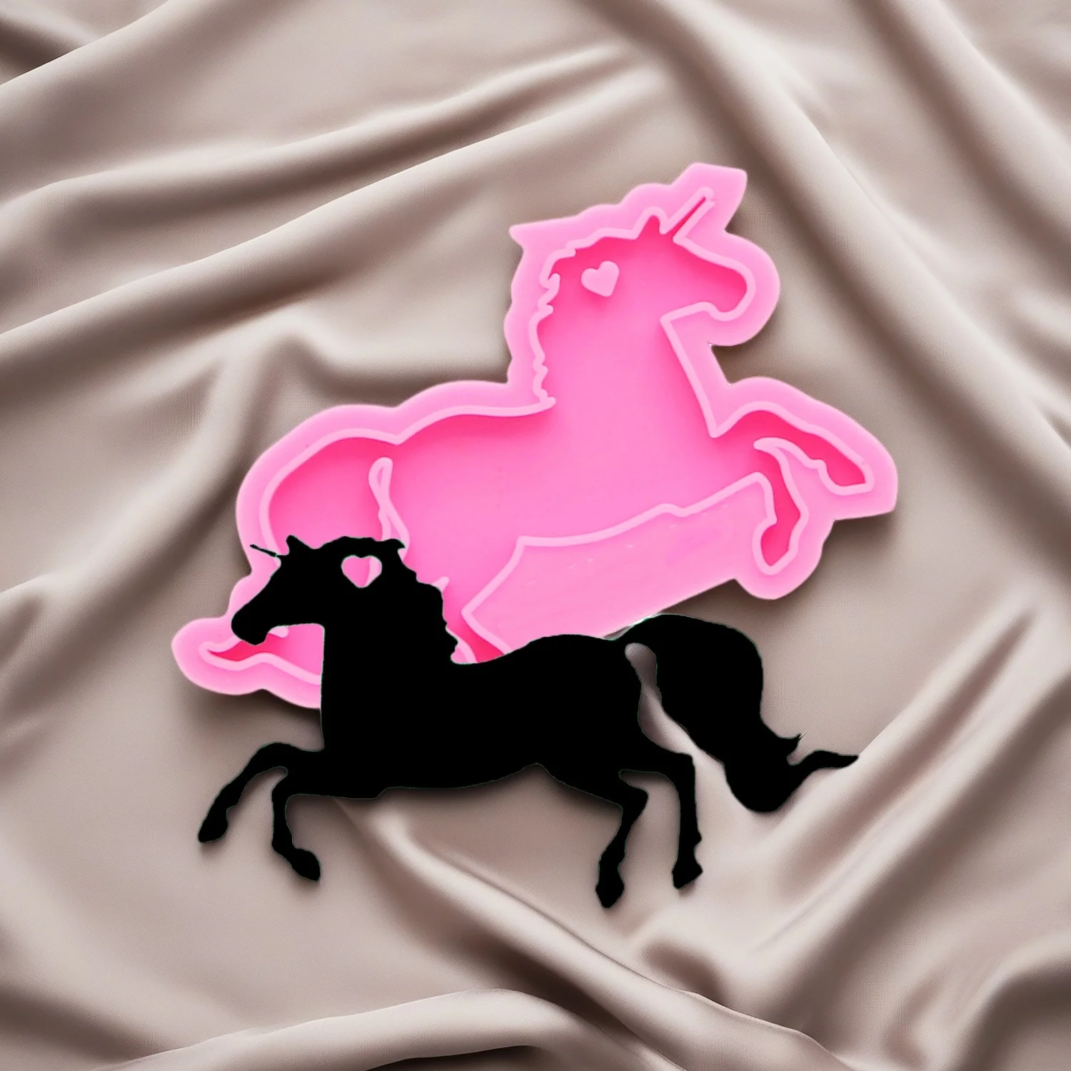Silicone Epoxy Unicorn Mould For DIY Resin Casting Crafts and Baking Chocolate Sugar Crafts Fondant Cake