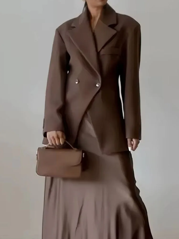 

2024 Female Coats Solid Brown Turn-Down Collar Long Sleeves Pockets 2 Buttons Blazers Autumn Woman's Clothing Vintage