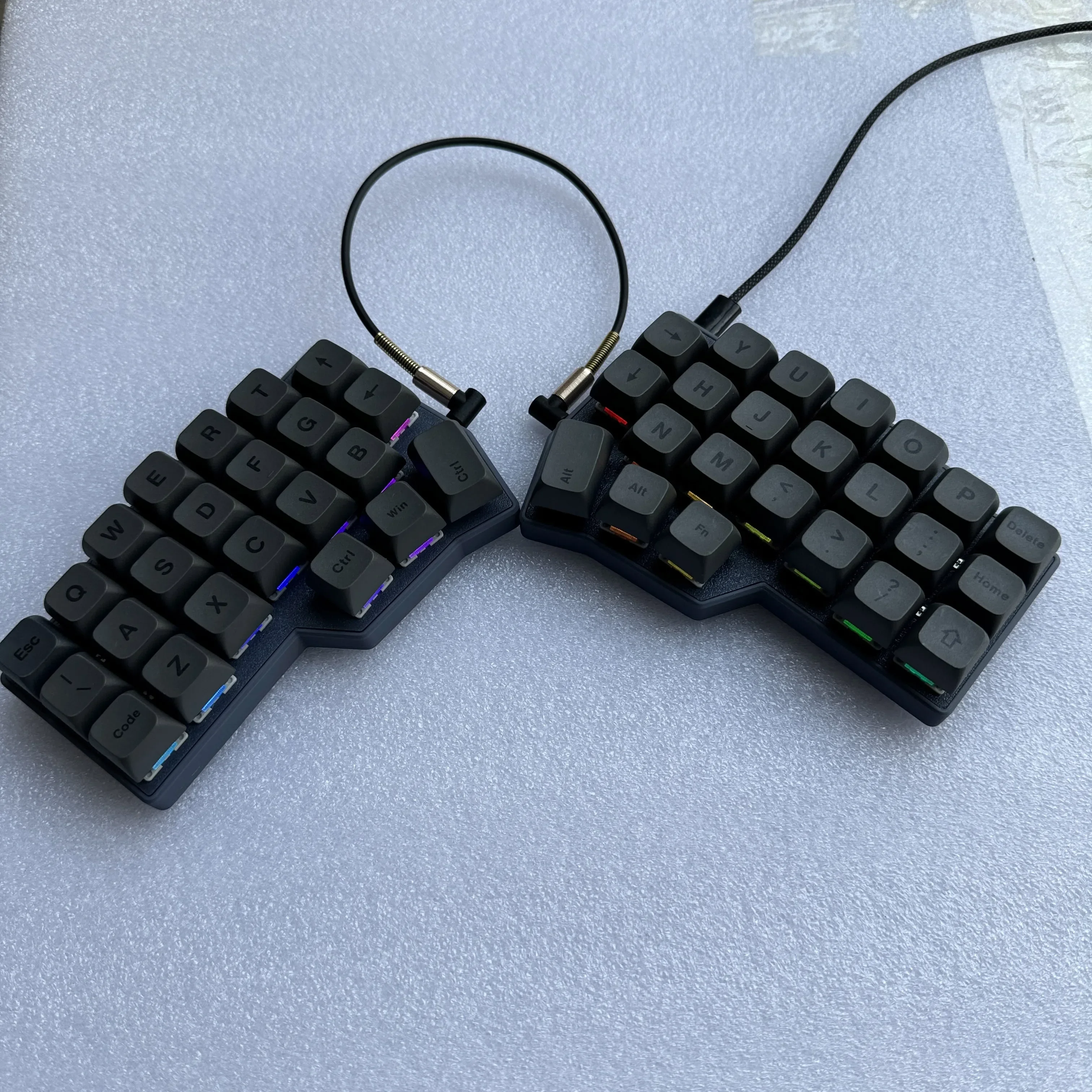 Corne V4 Split Keyboard Kit Custom Support Hot Swap Vial Wired RGB Ergonomic Left And Right Handed Gaming Mechanical Keyboards