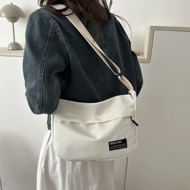 Simple Crossbody Bag Adjustable Wide Strap Lightweight Casual Shoulder Bag Large Capacity Daily School Messenger Bag for Women