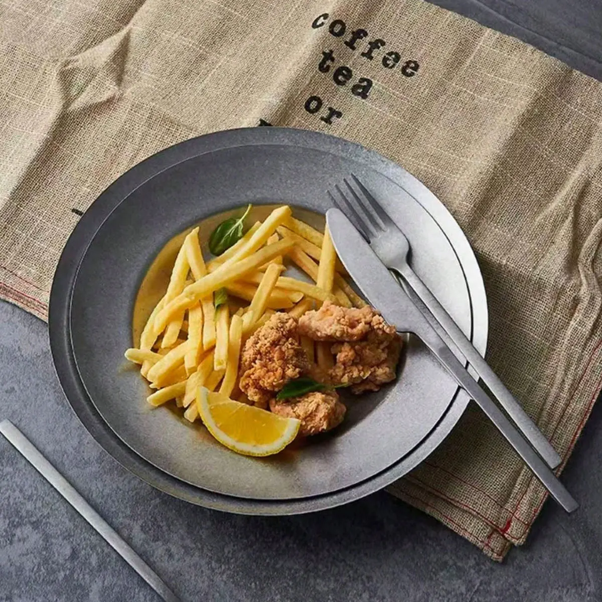 Korean-Style Dinner Plate, Cafe, Western Restaurant, Stainless Steel Curry Plate, Salad Plate, Pasta Plate, Retro Nostalgic Tableware, Deep Plate, 1 Piece