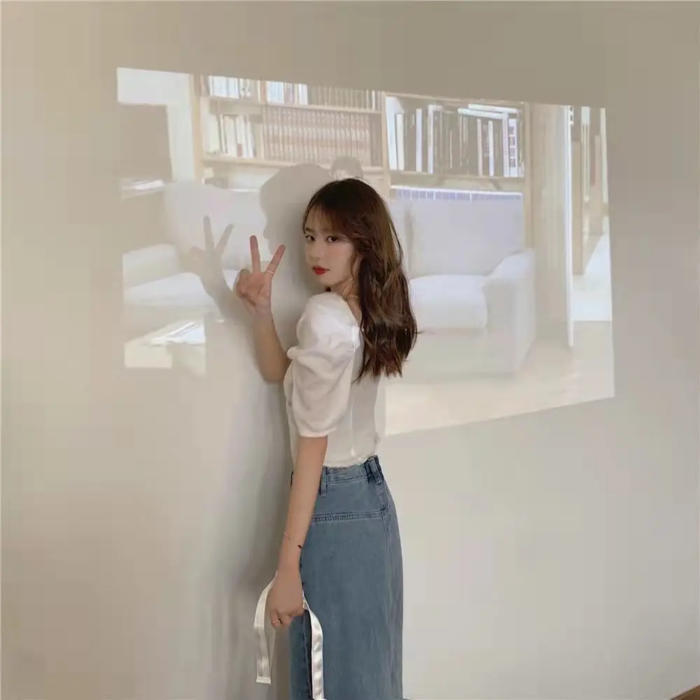 Short-sleeved Shirt for Women New Fashionable Clavicle Design Slim Body