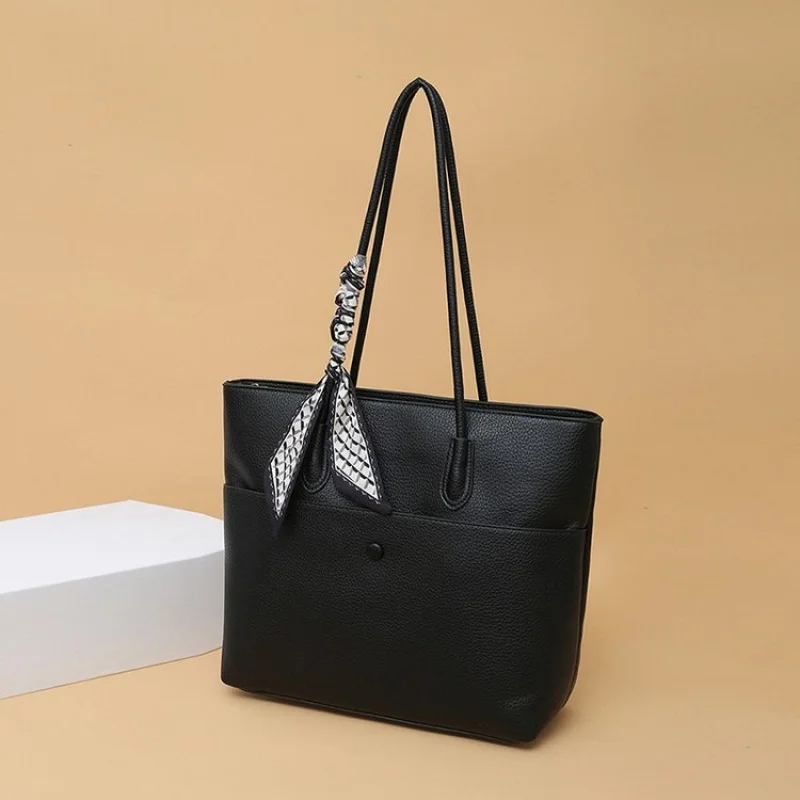 

Classic Leather Tote Bags For Ladies, Spacious Interior, Luxury Brand Famous Designer Handbags
