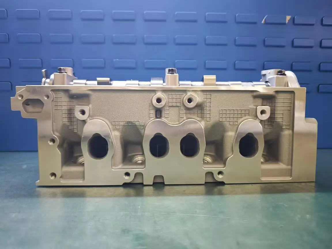 2026 New Auto Parts 55195018 71740648 73504421A 1.4L 199A1 199A7 Engine Complete Cylinder Head For Fiat