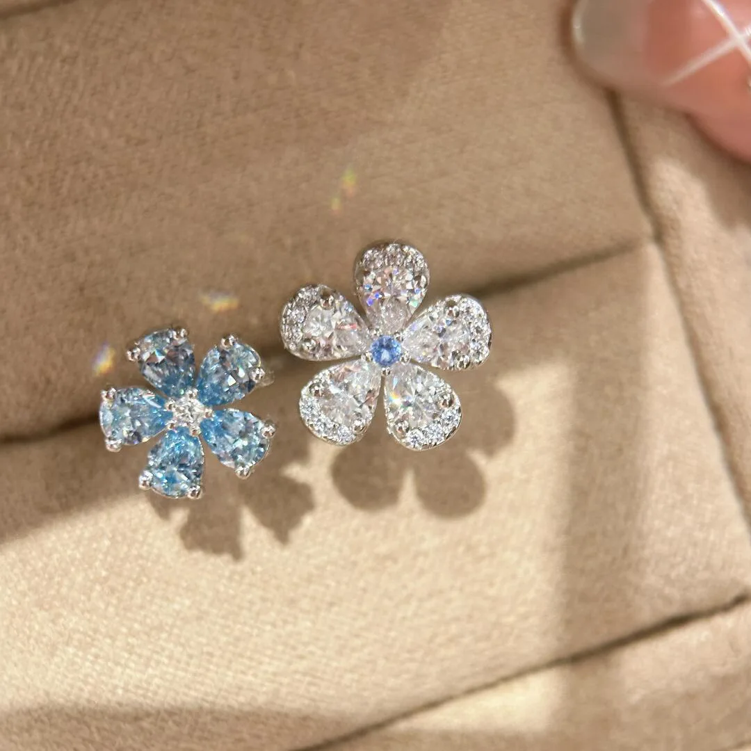 Fresh style fashion simple light luxury blue full diamonds flower rings for women Shining high-end ring wedding jewelry gift