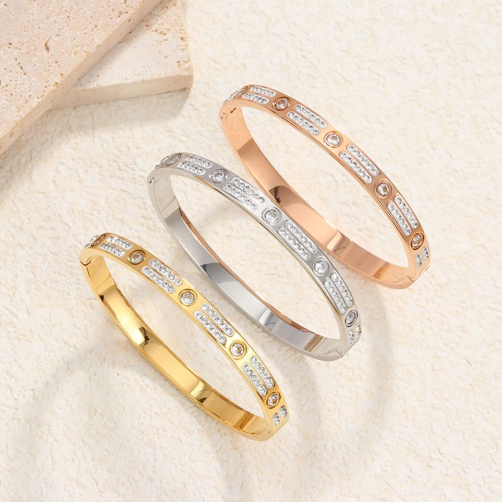 

New simple bracelet, fashionable and personalized stainless steel women's bracelet jewelry, zircon inlaid, gift for women