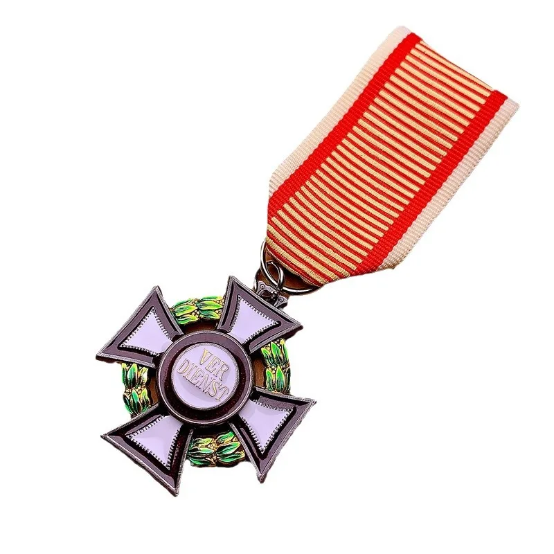 جديد النمسا والمجر الرحيق الصليب الإمبراطور ميدالية شارة تذكارية أجنبية قلادة الملحقات هدية ميدالية معدنية جيدة تذكارية