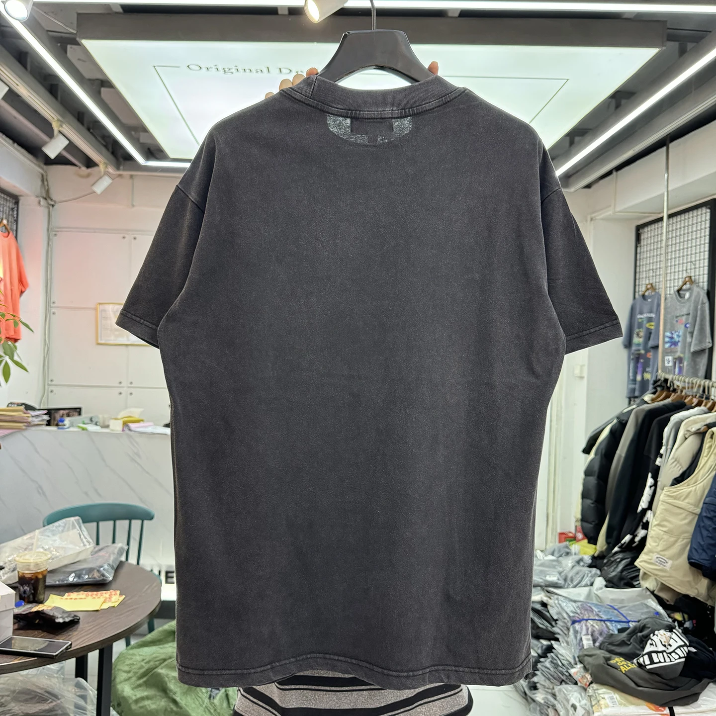 Street Style Loose Fit Short Sleeve T-Shirt Glittering Lion Head Abstract Pattern Vintage Cotton Top for Athletes And Fashion...