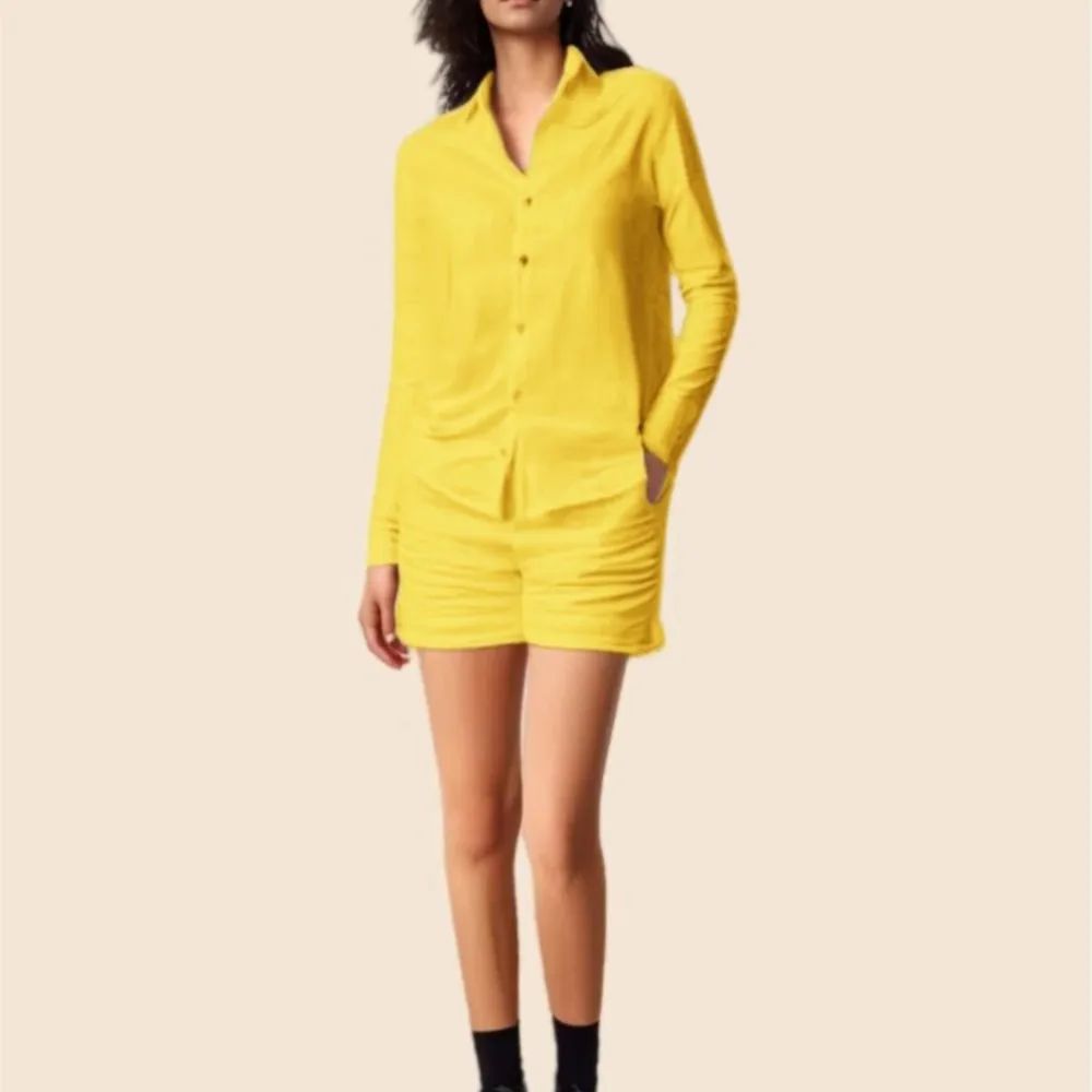 

Women's Spring Summer New Fashionable Single Breasted Shirt Shorts Set Casual Comfortable Loose Solid Color Two Piece Set