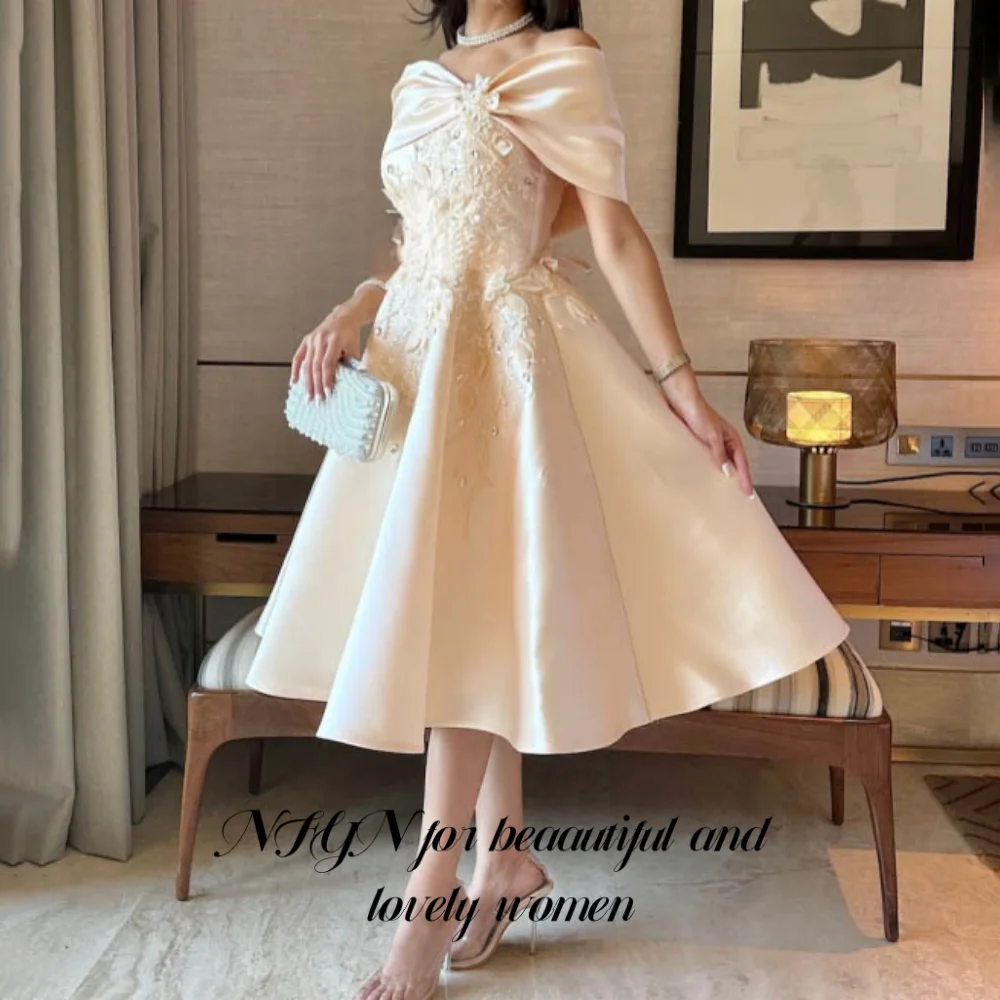 

NFYN Elegant Off the Shoulder Prom Dresses Appliques Rhinestones Prom Gown Satin A-Line Back Strap Evening Dresses Customized