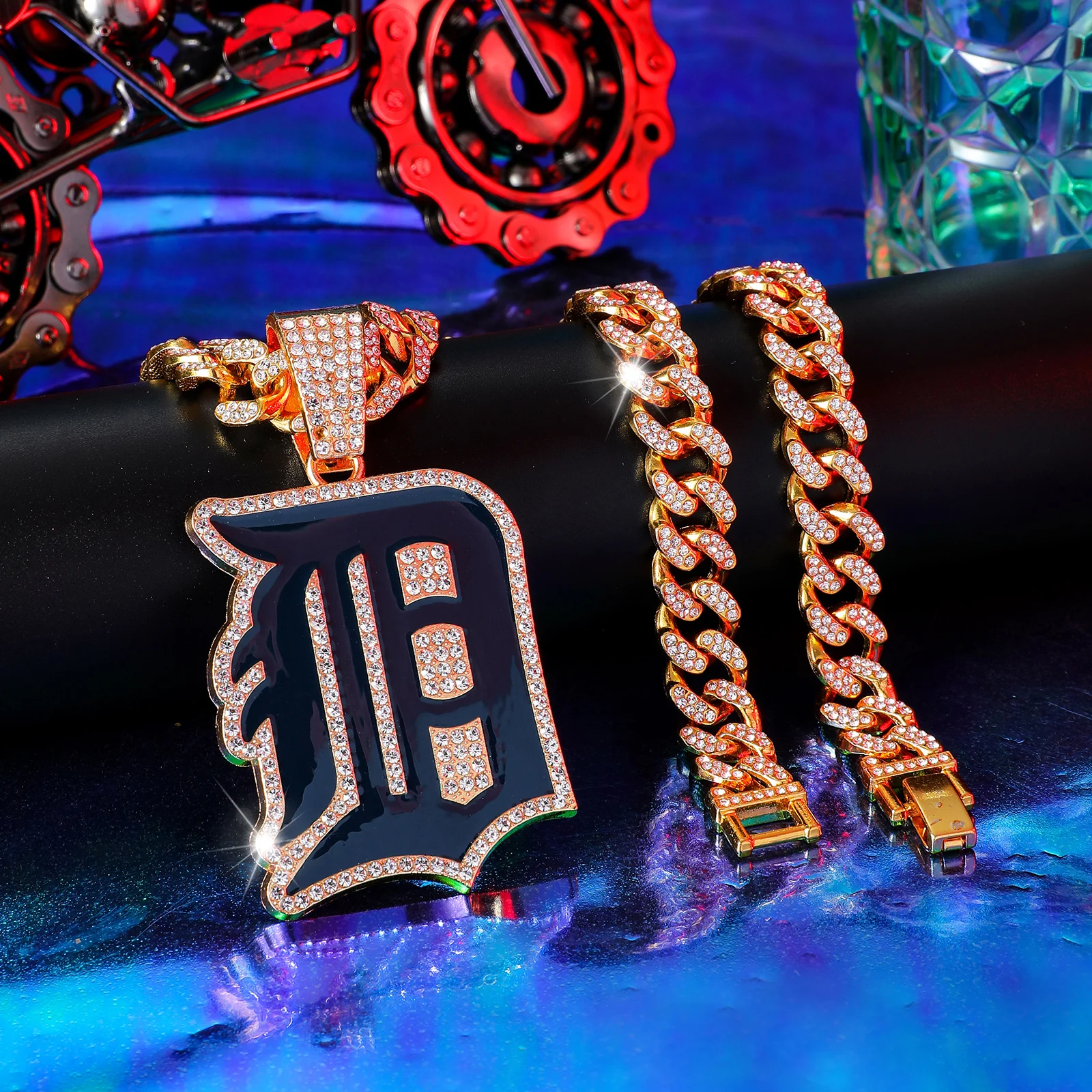 Hip hop style blue letter B pendant necklace made of rhinestone zinc alloy material