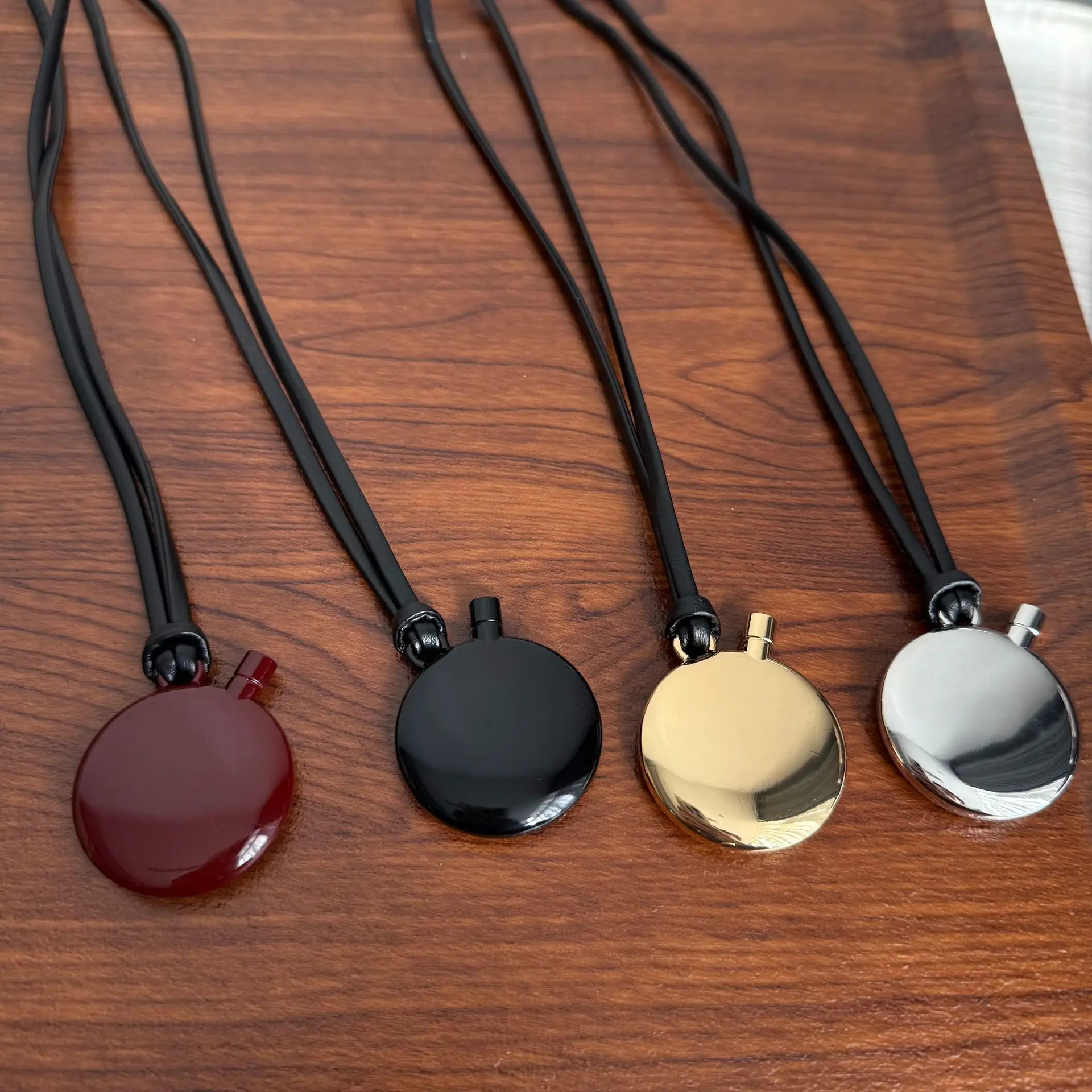 Metal Large Bottle Pendant Long Necklace for Women Adjustable Black Rope Sweater Chain Simple Girls Fashion Accessory New
