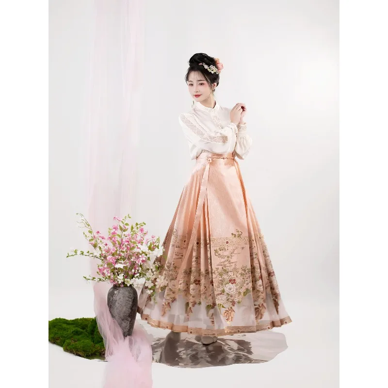 2024 Ming Style Hanfu Set Gold Woven Faux Makeup Flower Mamianqun Two Piece Outfit