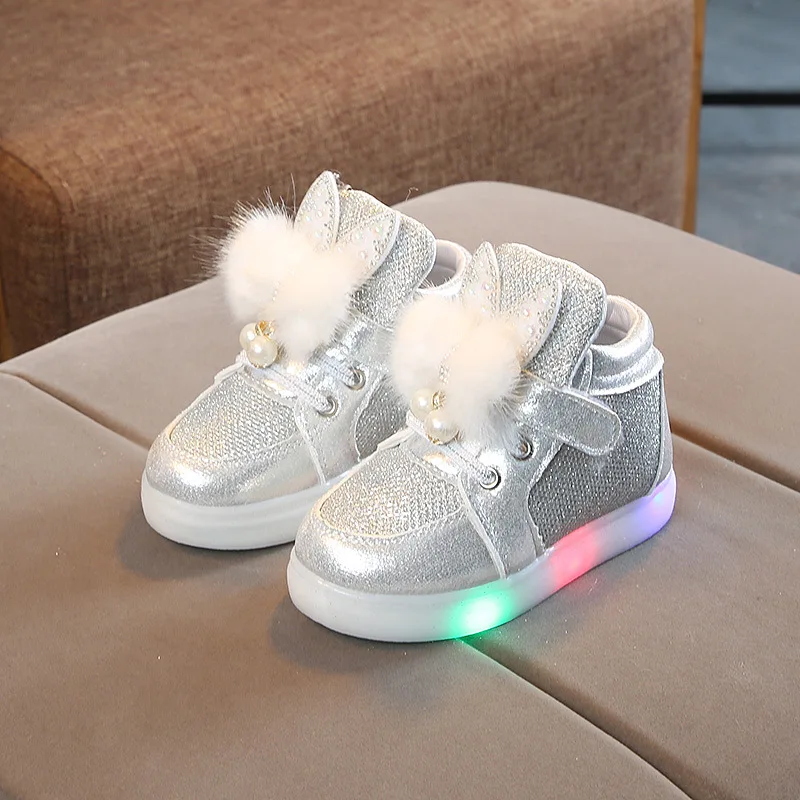 Little Kids Shining Light Shoes Girls Glowing Light Sneakers Kids Cartoon LED Shoes Children Luminous Shoes Girls Casual Shoes