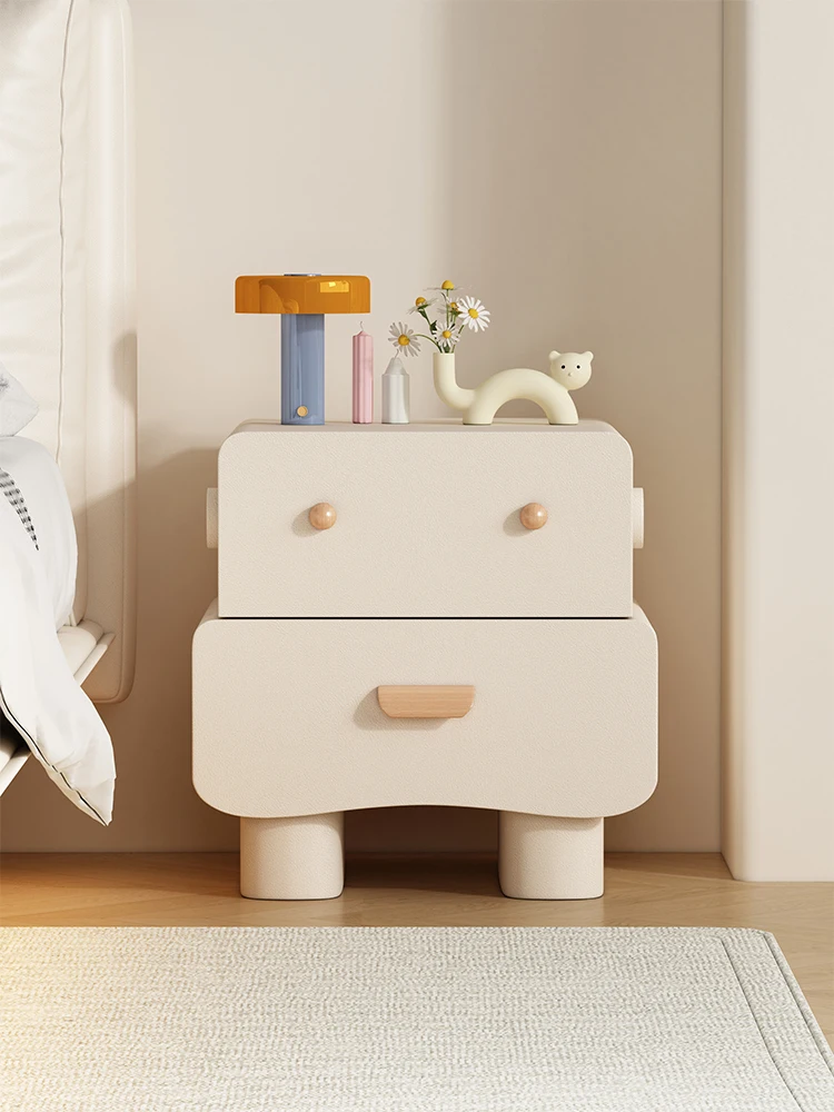 

Simple modern cream style children's solid wood bedside table new creative mini small bedroom rotatable bedside table