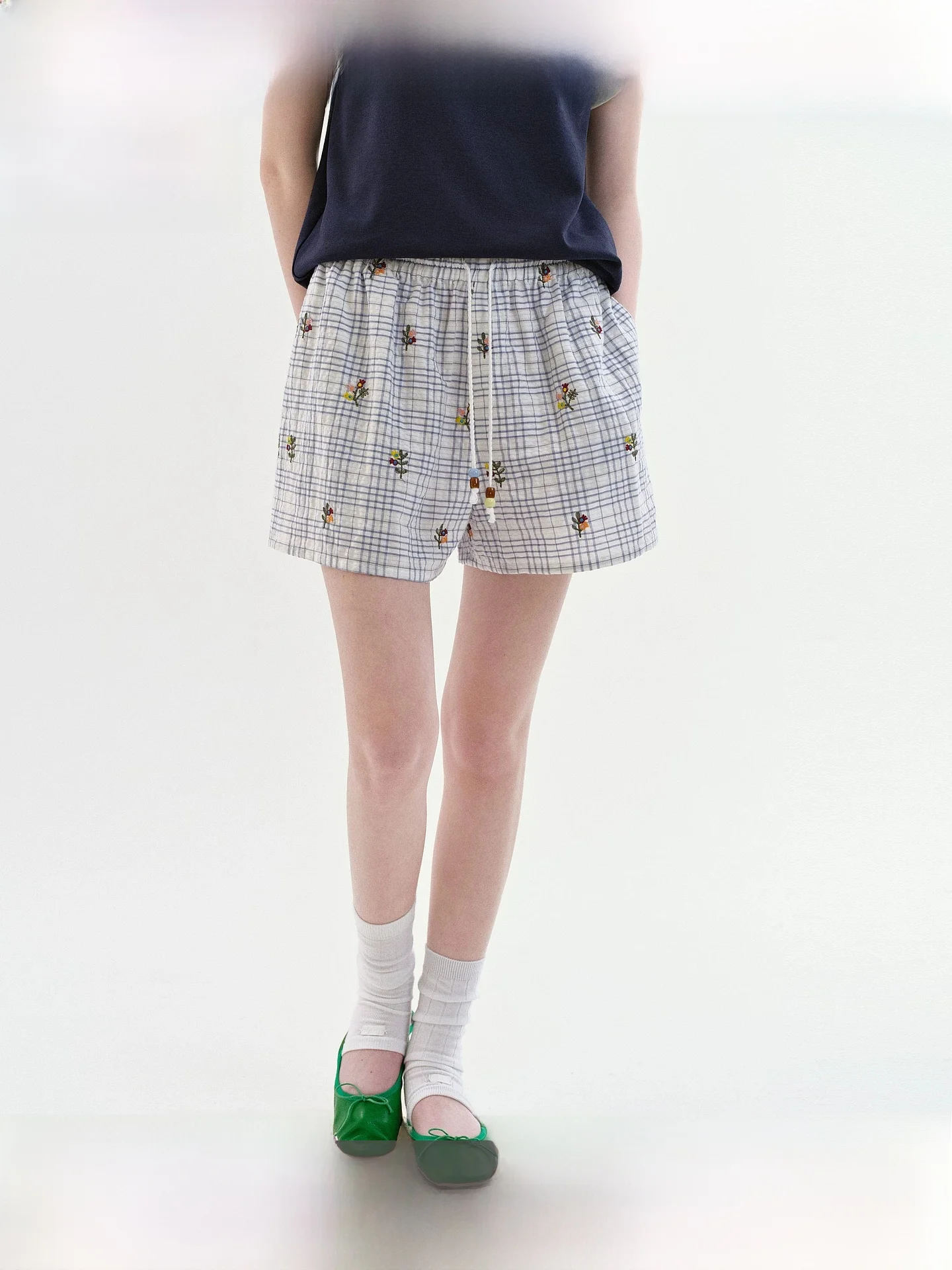 

Fano Lazy Feel Embroidered Floral Shorts Women's Summer 2026 New Plaid Elastic Waist Casual Pants Straight Leg Wide Leg
