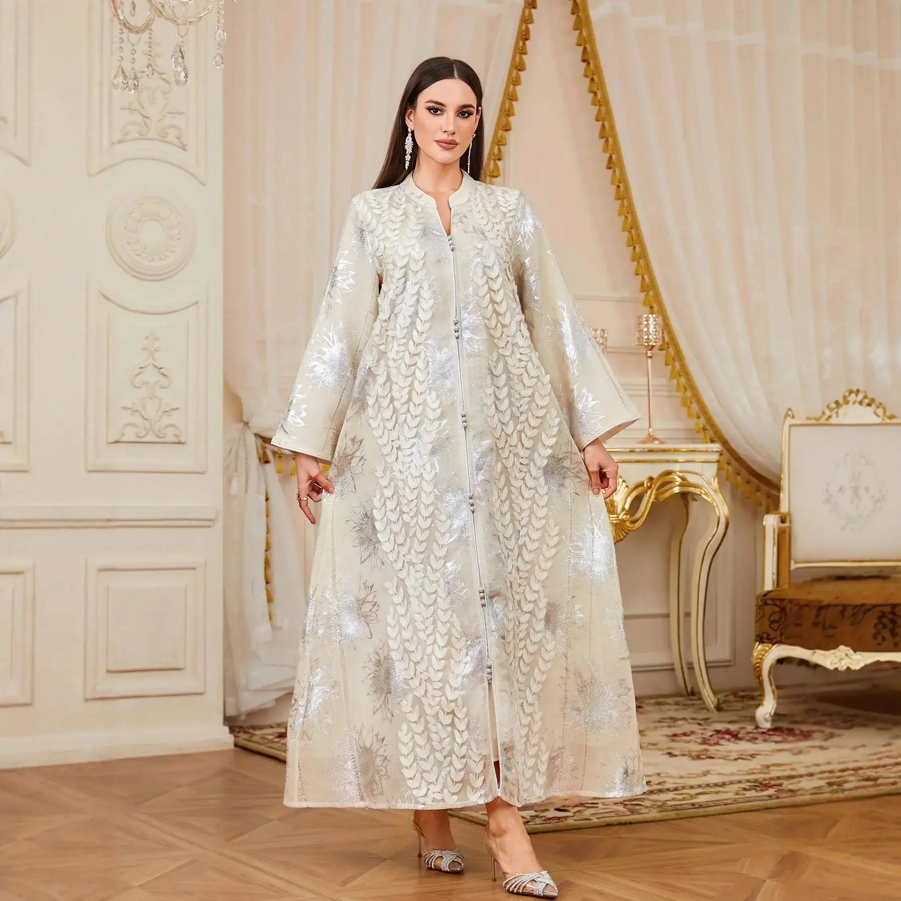 

Women's New Muslim Clothing Abaya with Embroidery and Gold Foil Long Robe Muslim Dress Dubai Robe Women's Clothing Islam Elegant