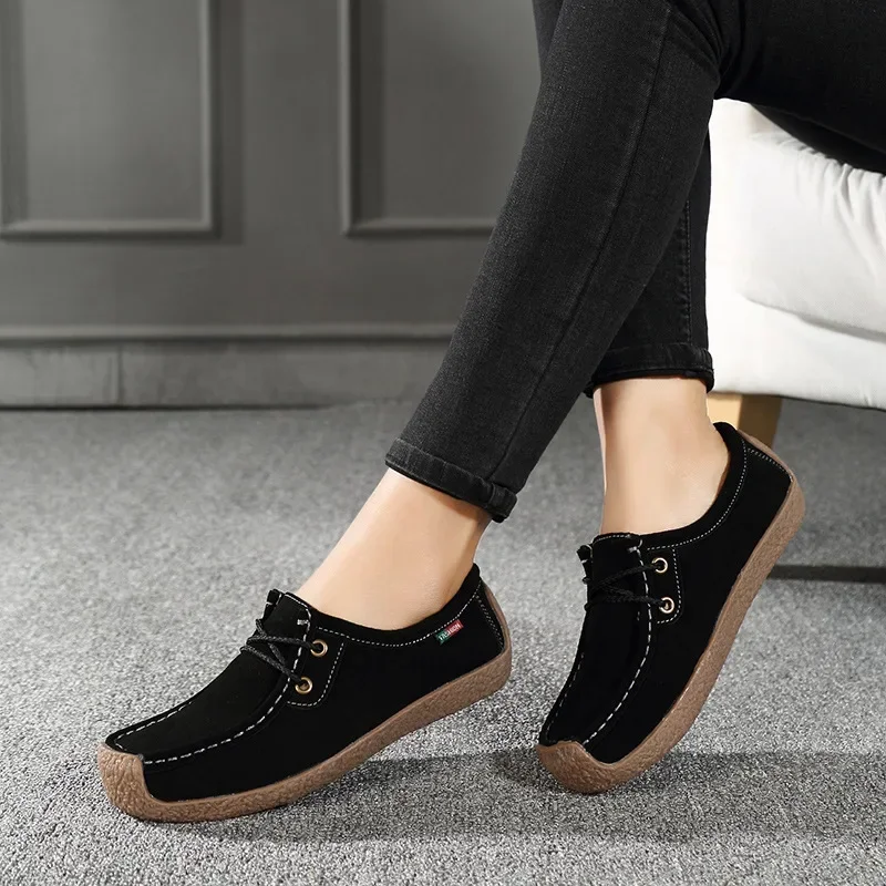 Women Flats Fashion Casual Sneakers  New Comfortable Female Casual Walking Footwear Fashion Large Size Loafers Shoes