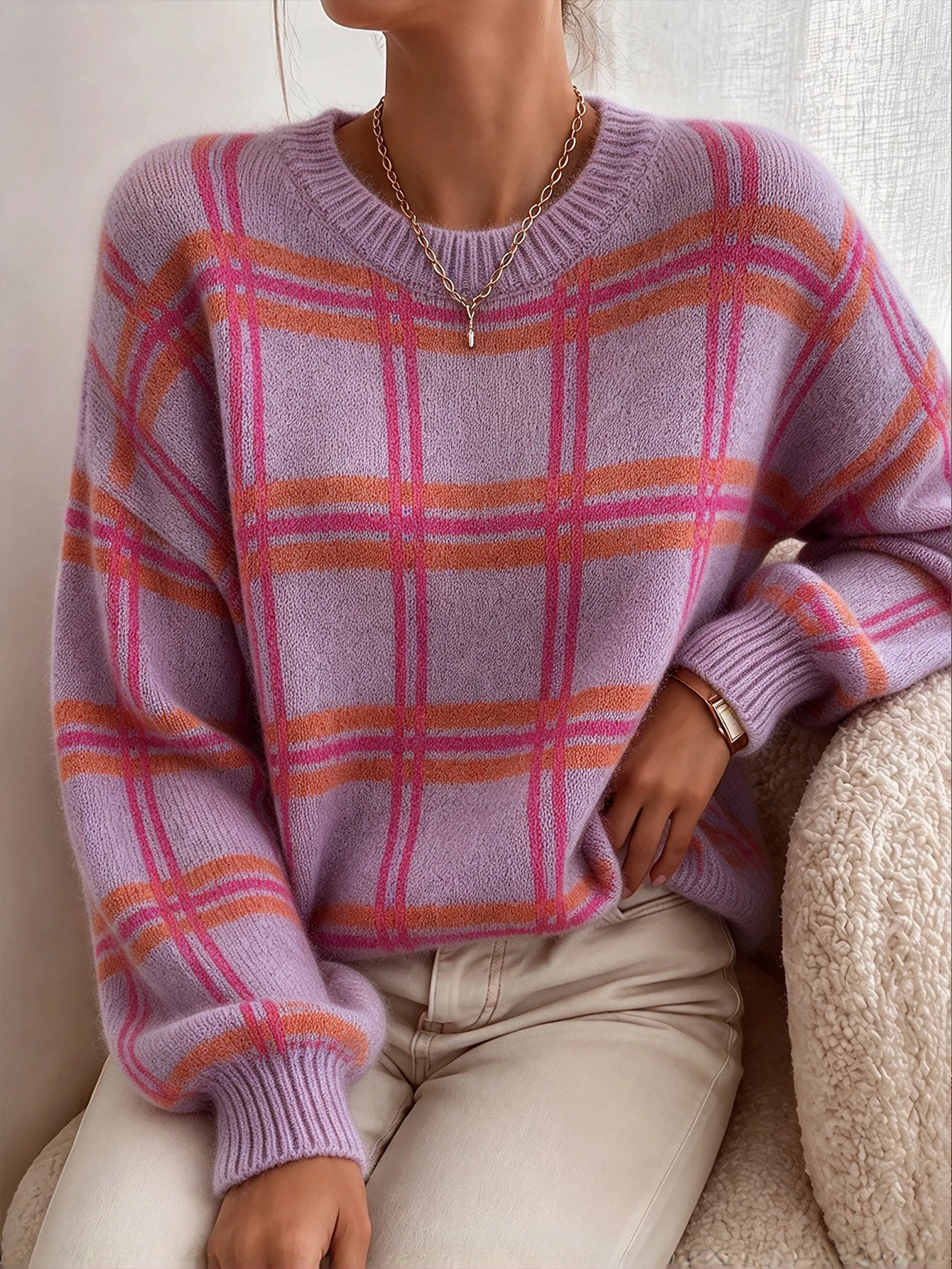 Autumn and Winter Christmas and New Year Taro Purple Plaid Round-Neck Knit Sweater for Women, Retro Colorful Plaid Soft Thick Pullover Top, Loose Drop-Shoulder Lantern Long Sleeves, European and American Gentle and Lazy Style, Holiday Date Outfit, Versatile for Work and Everyday Wear, Can Be Worn as an Inner or Outer Layer, Women's Knitwear