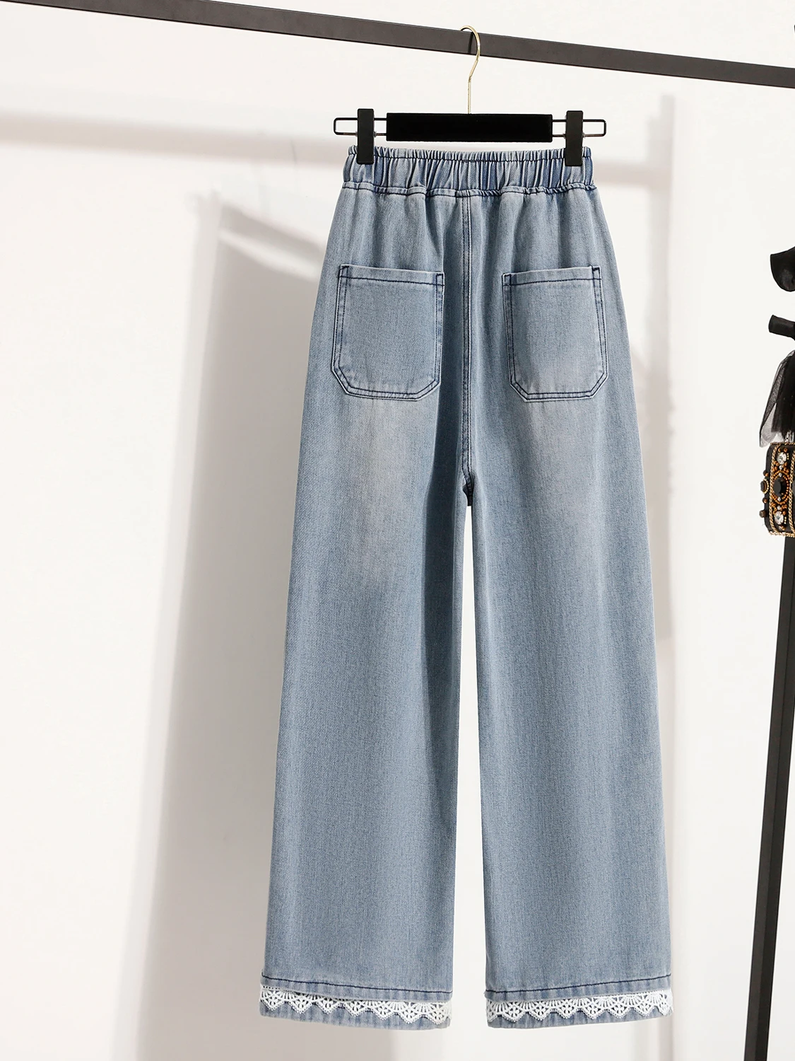 Elastisch trekkoord met rechte pijpen en borduurwerk Jeans Veelzijdige casual pasvorm l Taille Negen punten Lengte Zomer 2025