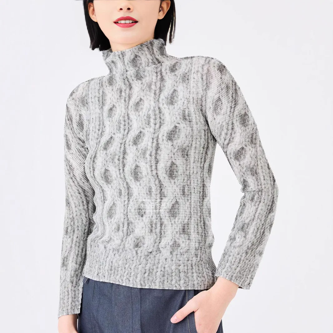 

Плиссированный топ Miyake, новинка весны 202, женская футболка с высоким воротником и длинными рукавами, эластичная тонкая женская футболка с принтом в стиле ретро