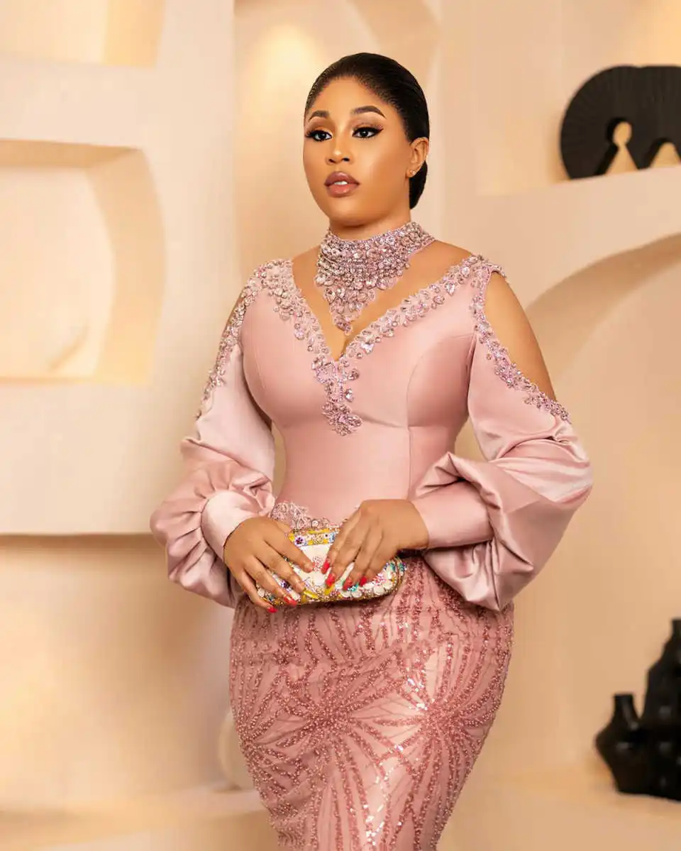 Hübsche Frauen Meerjungfrau Abendkleider für Frauen Stehkragen Lange Ärmel Kleid Pailletten Kristall Kleid Party Nach Maß