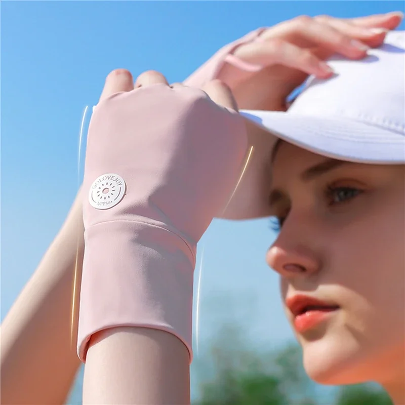 

Women's Protective Golf Gloves Breathable Sunscreen UV Golf Gloves Hollow Palm Left And Right Hand Elastic Band