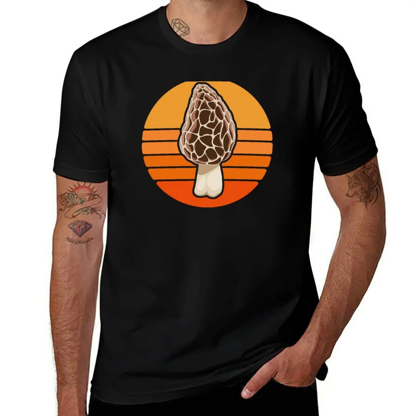 

Sunrise Sunset Style Morel Mushroom Foraging Mycology Nerd Cottagecore Style Mushroom Foraging Aesthetic Gear T-Shirt