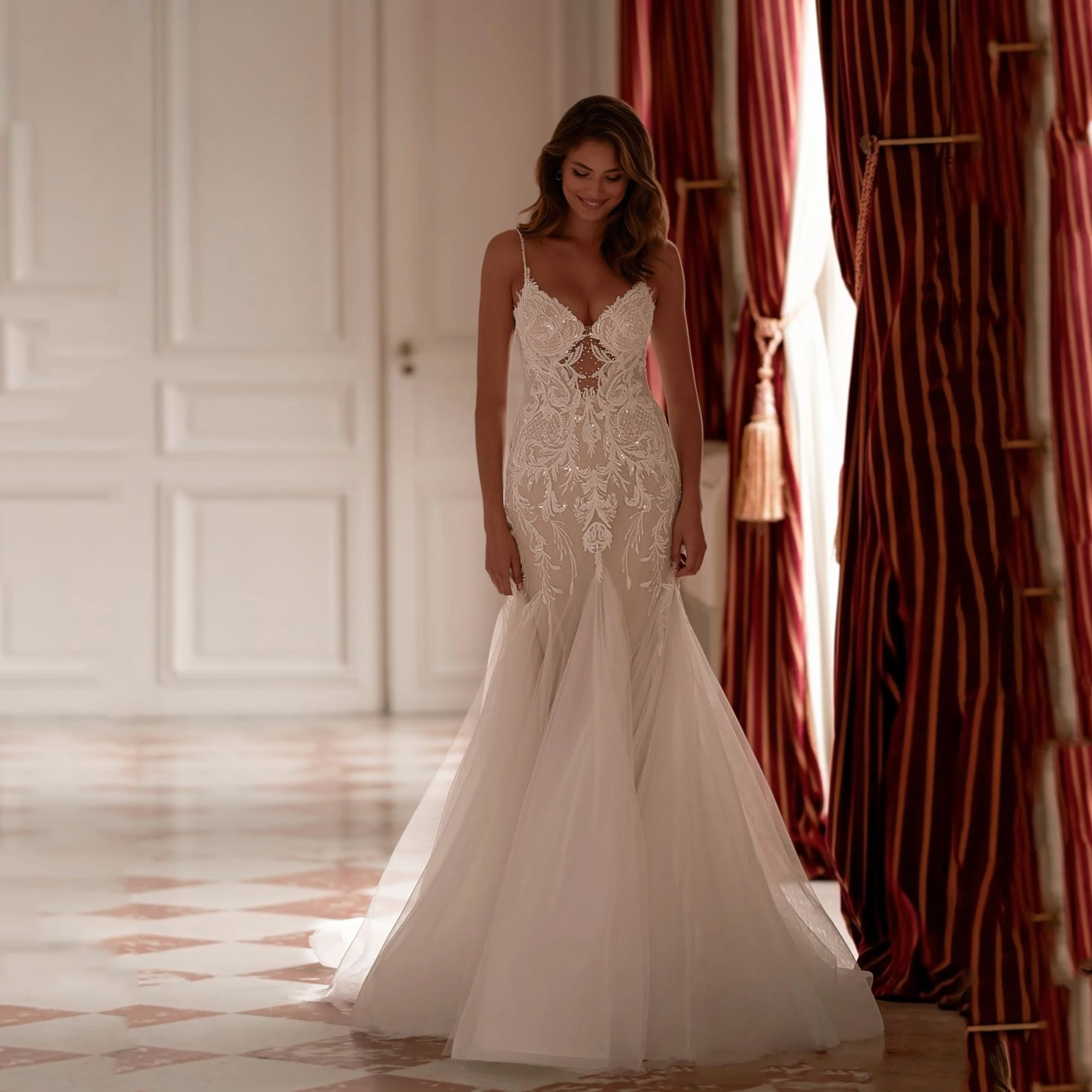 

Princess Wedding Dress 2025 V-Neck Spaghetti Straps Mermaid Applique Beaded Tulle Luxury Bridal Dresses Bride Gown Customized