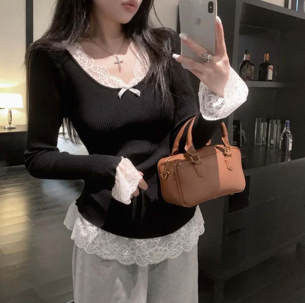 2024 New Gray Sweet and Spicy Style High-end Advanced V-neck Lace Stitching Autumn and Winter Inner Ruffle Hem Sweater Top